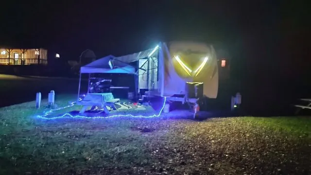 new-river-canoe-and-campground-independence-ntlei