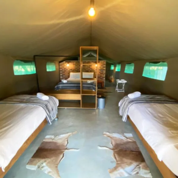 luxury-tents-at-kigeni-on-route-to-ellisras-rhenosterfontein-a7rlx