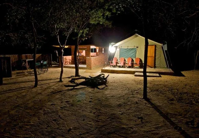 luxury-tents-at-kigeni-on-route-to-ellisras-rhenosterfontein-gp2vr
