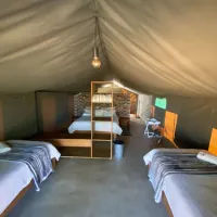 luxury-tents-at-kigeni-on-route-to-ellisras-rhenosterfontein-icpxb