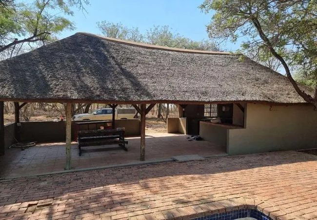 luxury-tents-at-kigeni-on-route-to-ellisras-rhenosterfontein-mfqld