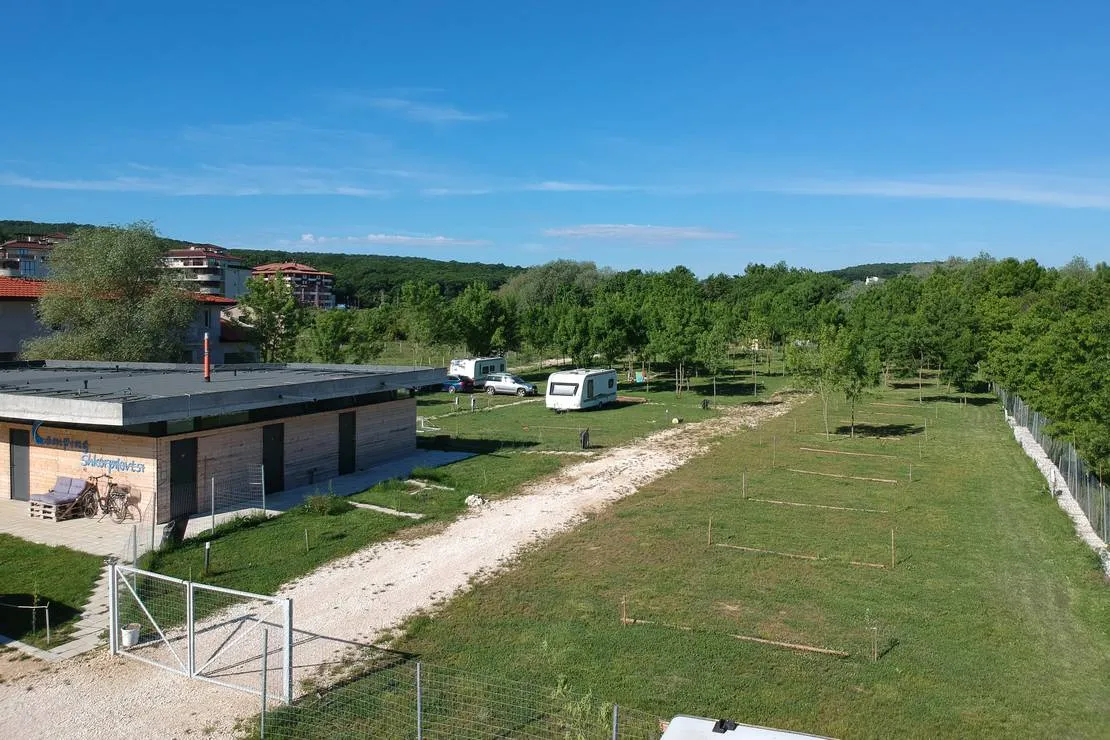 camping-shkorpilovtsi-shkorpilovtsi-xzkrm