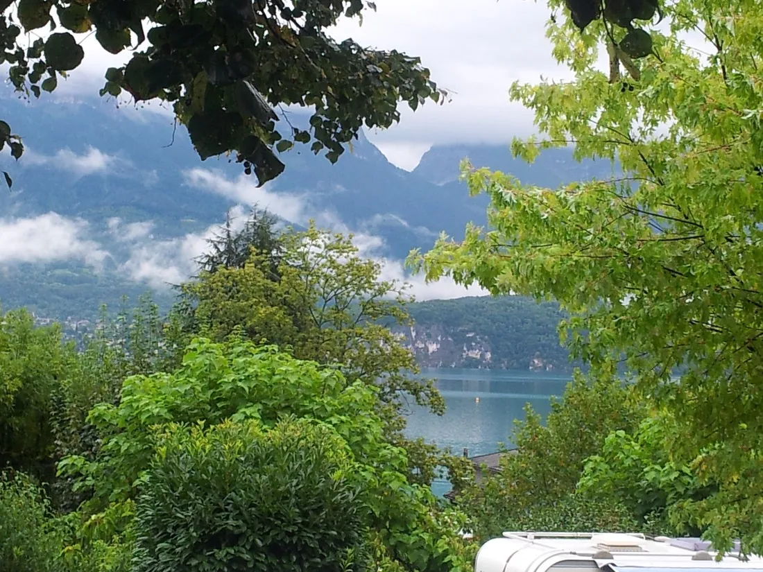 au-coeur-du-lac-sevrier-haute-savoie-6corq