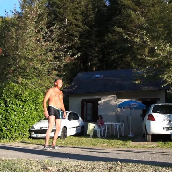 camping-paisserou-najac-j8wdp
