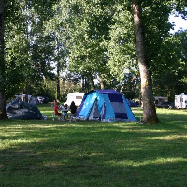camping-lecurie-du-marais-benet-sjrxs