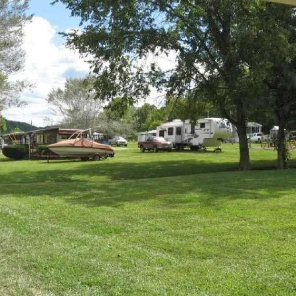river-view-kampground-and-marina-mcconnelsville-pxwxh