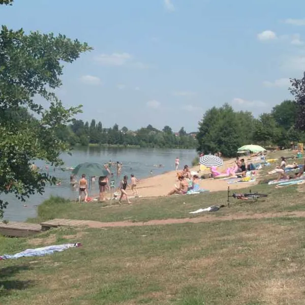 le-lac-palinges-saone-et-loire-dn9qh