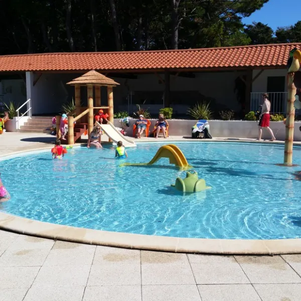 la-yole-st-jean-de-monts-vendee-biady