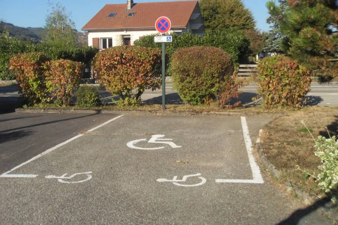 camping-municipal-de-la-grande-foret-st-etienne-de-crossey-cvwoh