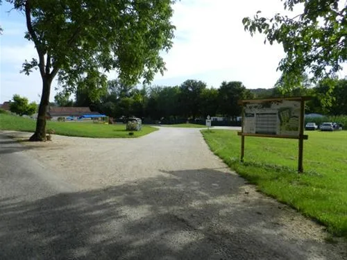 les-cascades-st-cybranet-dordogne-5yem4