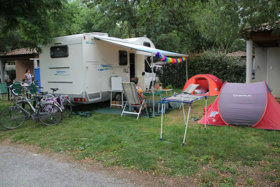 le-pousadou-casteljau-ardeche-hk2cl