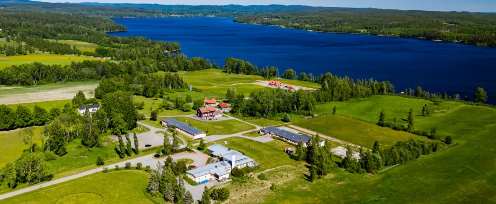 Åkerby herrgård