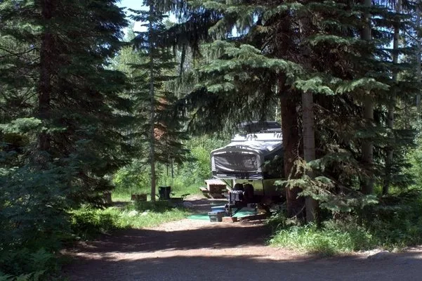 dry-lake-campground-steamboat-springs-wlvcg