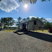 davis-lakes-campground-suffolk-a1nhs