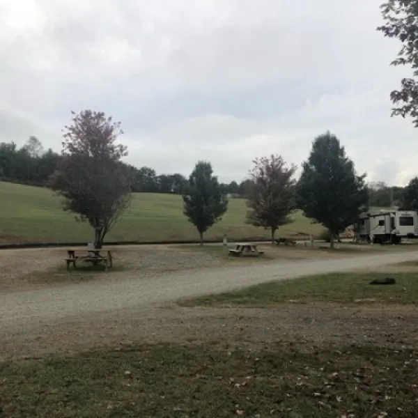 lake-ridge-rv-resort-hillsville-43x9v
