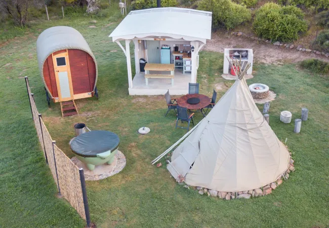 lilly-pod-at-glen-eden-r62-ruigtevlei-montagu-0wred