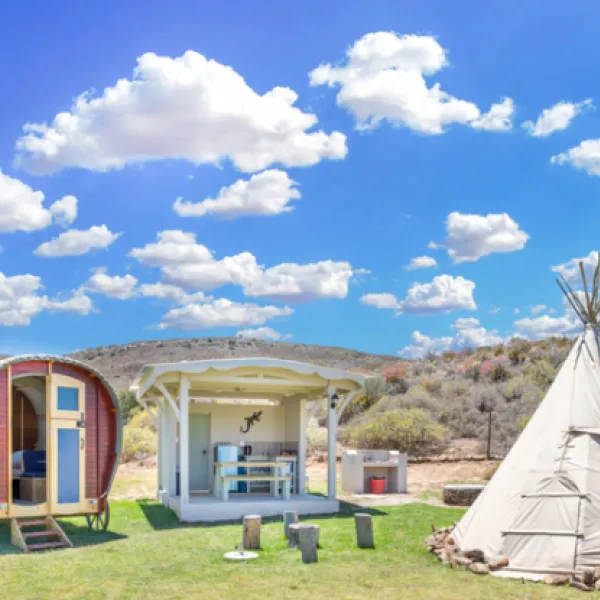 lilly-pod-at-glen-eden-r62-ruigtevlei-montagu-1tmqf