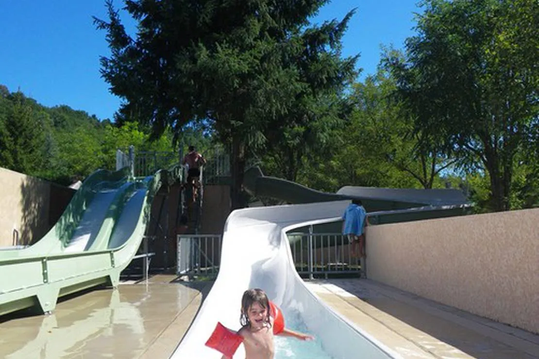 camping-les-ranchisses-largentiere-2ftt3
