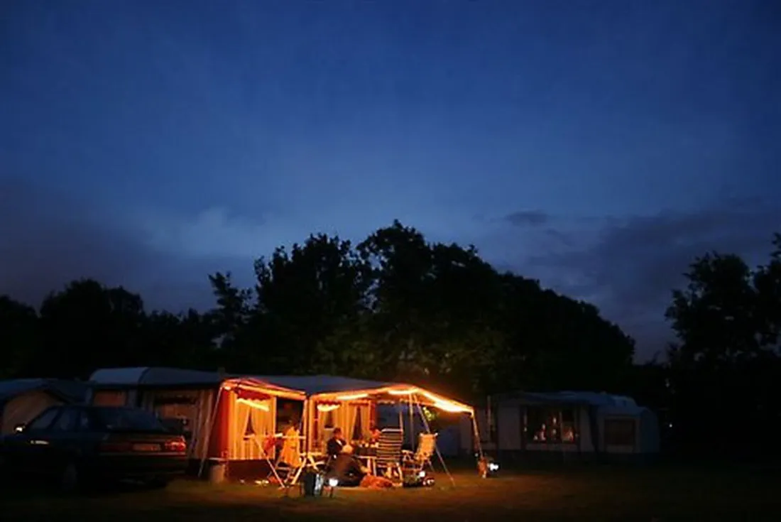 en-kampeerboerderij-t-boerenerf-woudenberg-plino