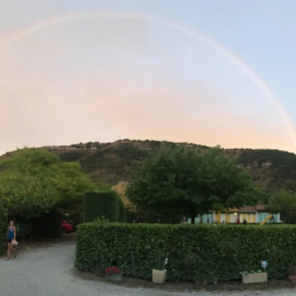 lalbanou-st-julien-en-saint-alban-ardeche-1yuas