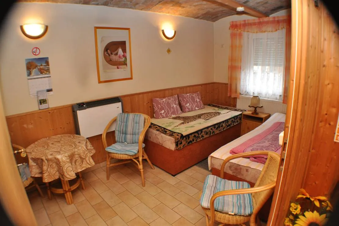 pension-campingplatz-gartenidylle-beelitz-ot-buchholz-uz8ik