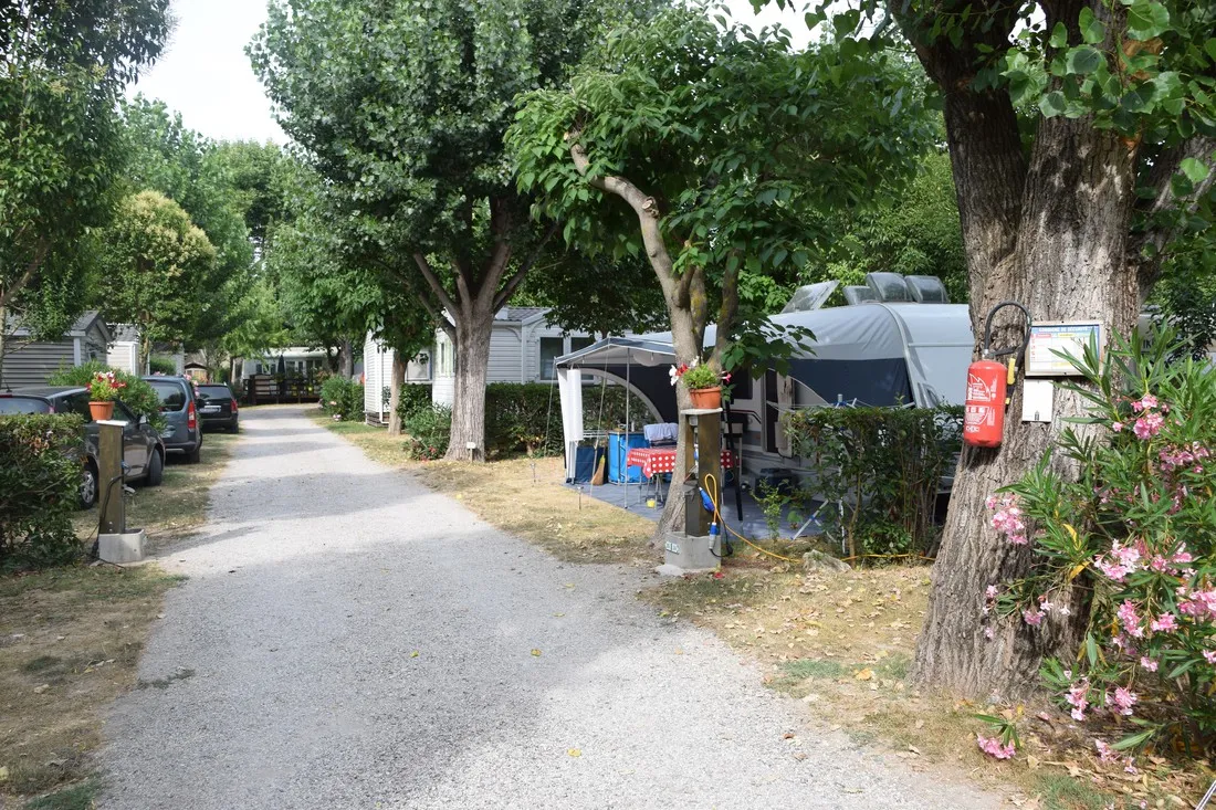 saint-gabriel-tarascon-sur-rhone-lxjtw