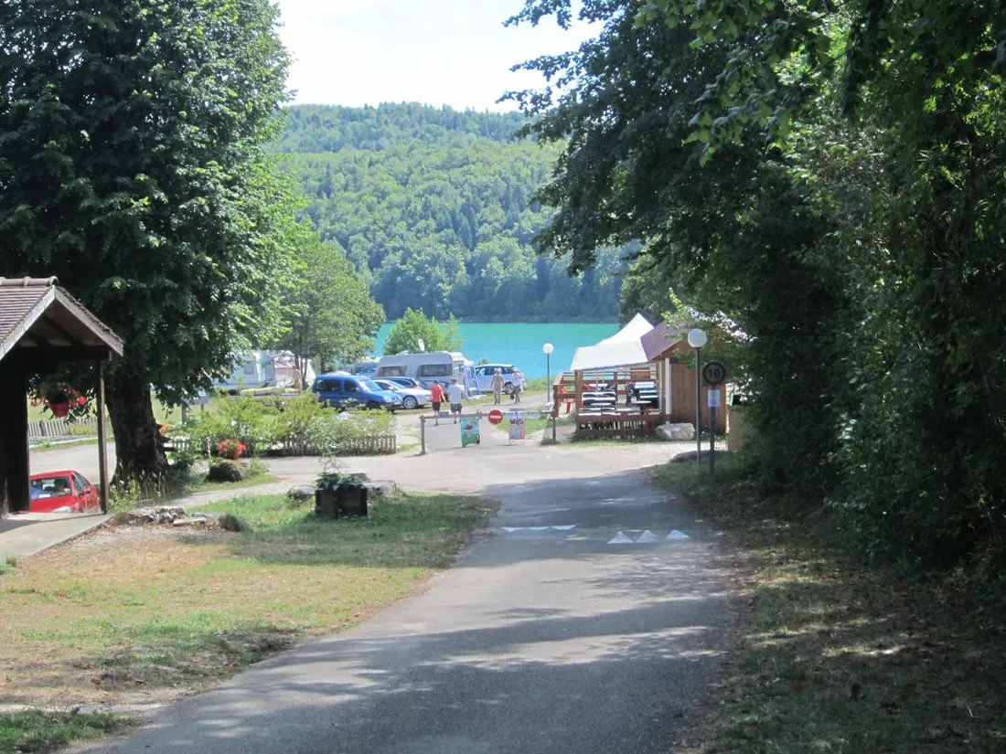 municipal-le-lac-de-narlay-le-frasnois-b2mav