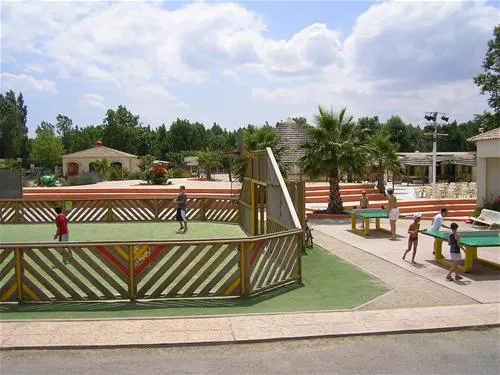 campeole-domaine-les-muriers-vendres-plage-hoxn2