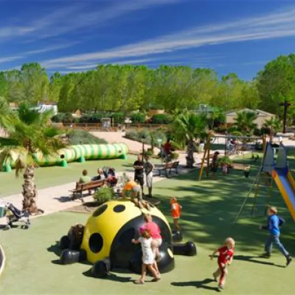 campeole-domaine-les-muriers-vendres-plage-nexpq