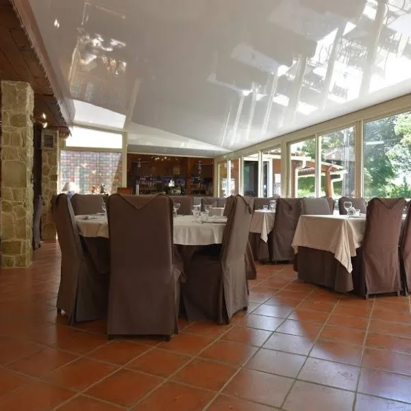 les-truffieres-st-marcel-dardeche-ardeche-04nmx