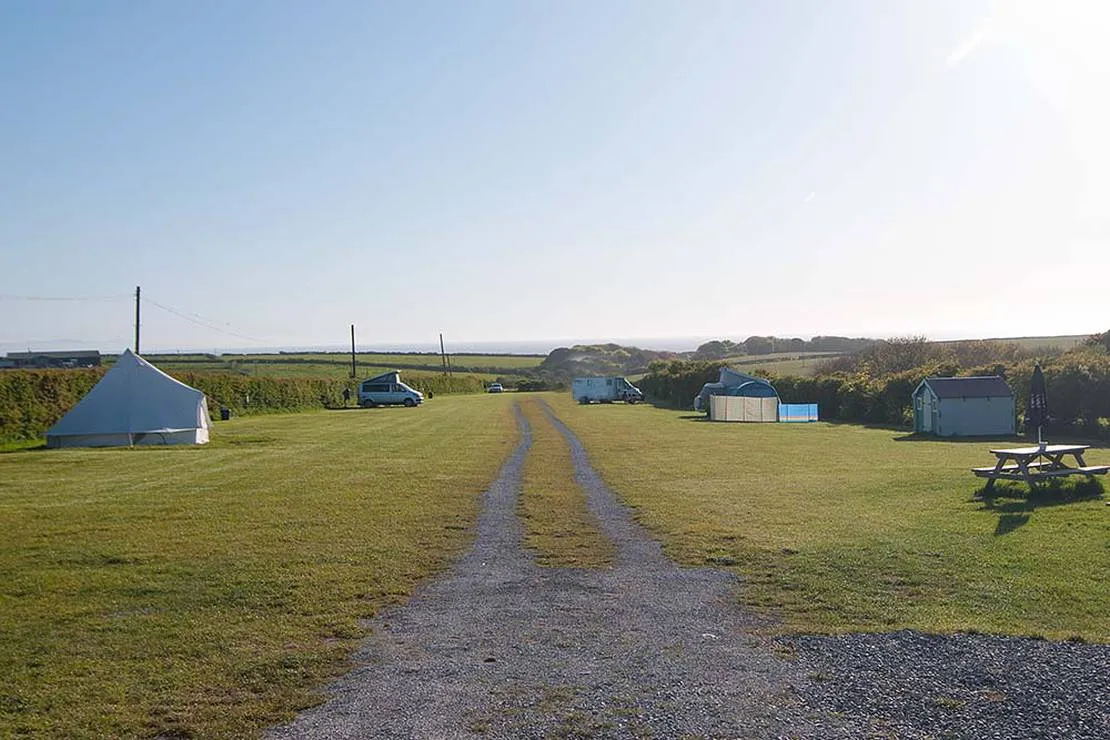 heritage-coast-campsite-monknash-dnvpu