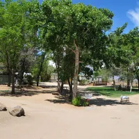 keoughs-hot-springs-bishop-gzg0c