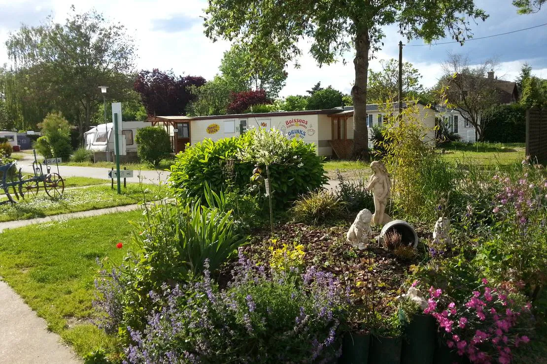 camping-des-etangs-de-marsalin-vert-en-drouais-a5tks