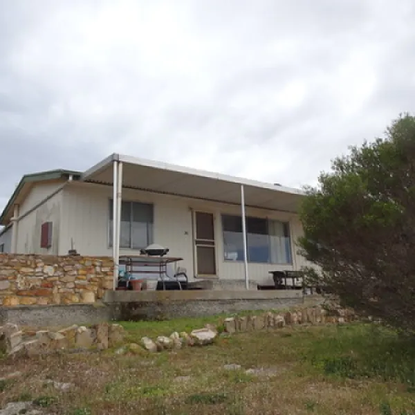 rickey-bates-reserve-campground-mount-dutton-bay-hlb6t