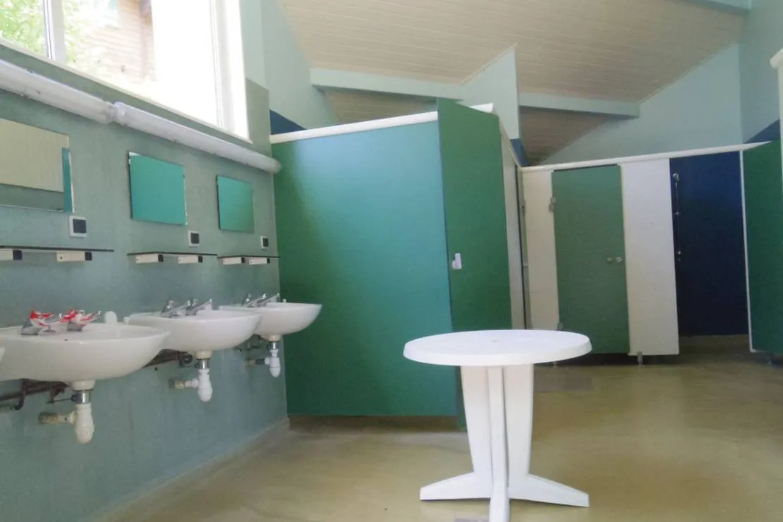 camping-des-grands-champs-saint-hippolyte-vazmn