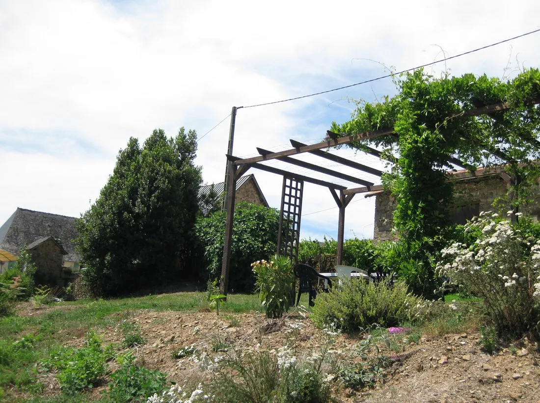 la-maison-des-peres-lascaux-r0zai