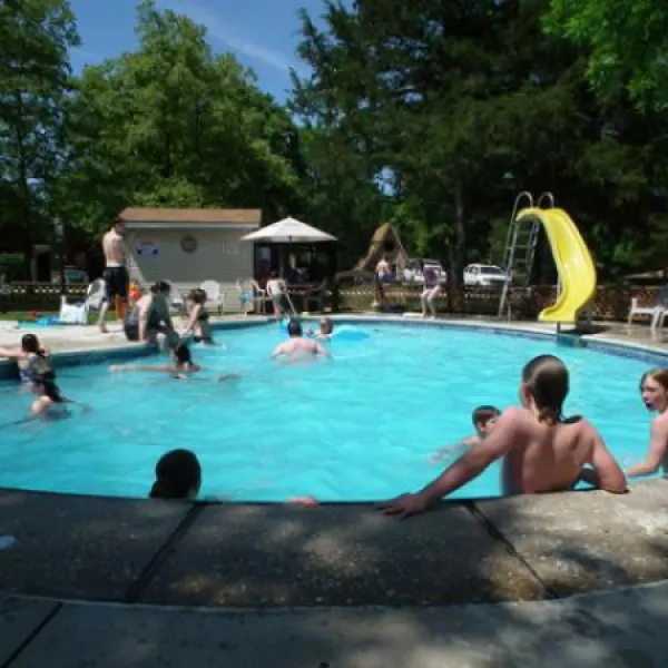 bar-m-resort-campground-branson-lg9e5
