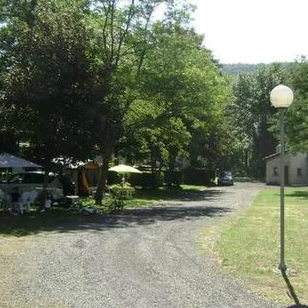 camping-de-la-sianne-auriac-l-eglise-2pyrs