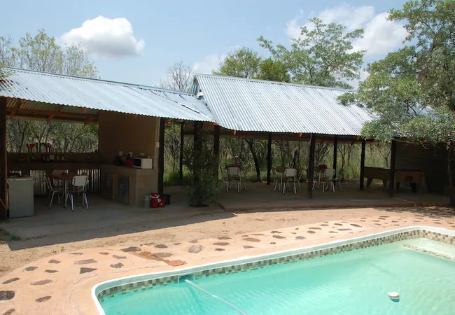 lady-africa-bush-lodge-sterkrivier-mvboh
