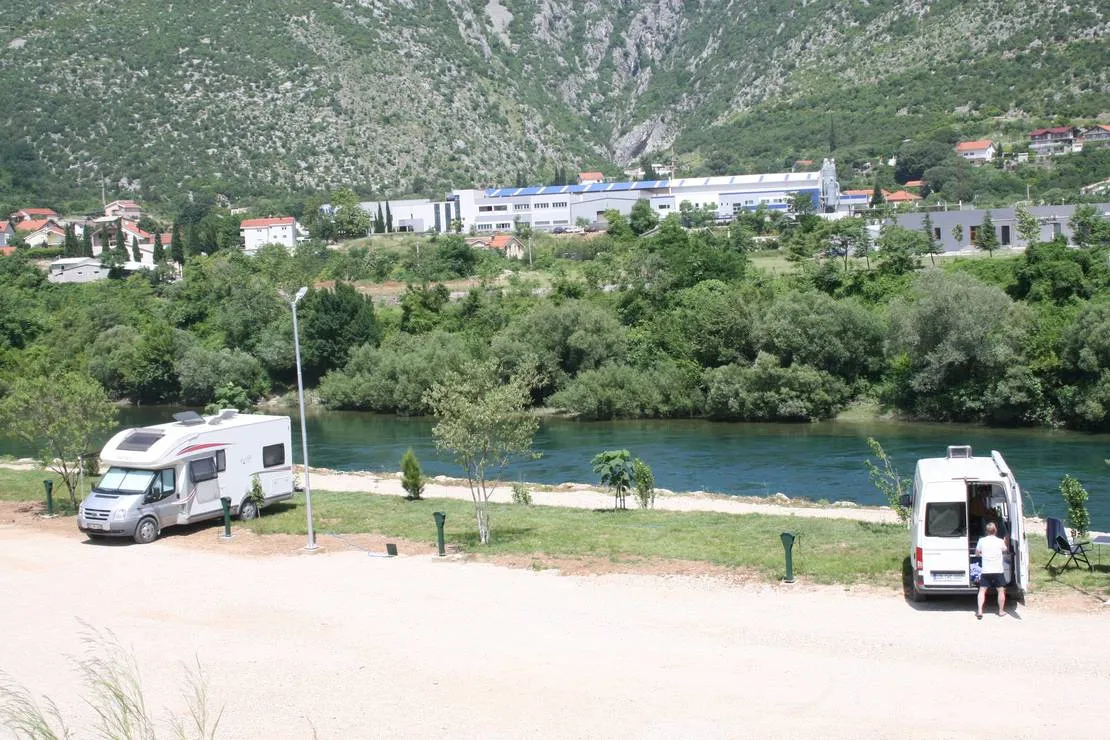 neretva-camping-mostar-8a6nq