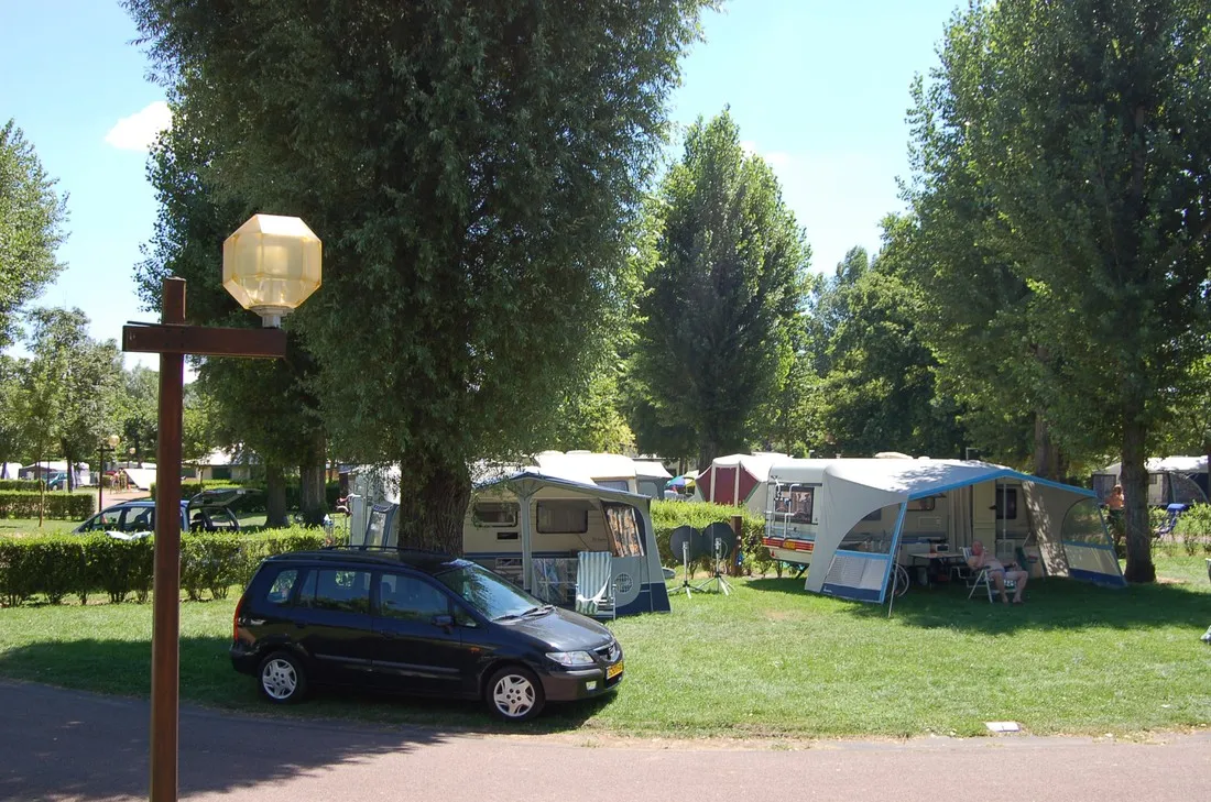 le-pre-des-laveuses-cournon-dauvergne-puy-de-dome-2uvik