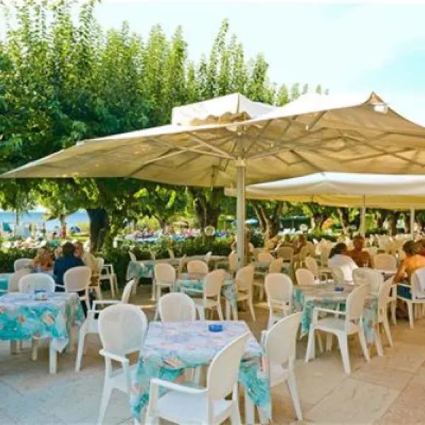 du-parc-lazise-qjely