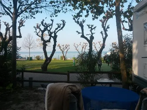 du-parc-lazise-wryi1