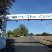 sacramento-river-rv-park-redding-trvld