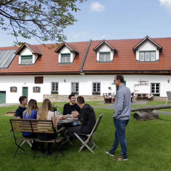 winzerhof-camping-strablegg-narrath-3tkaz