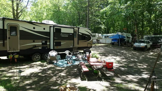 hideaway-campground-resort-mears-t5k2e