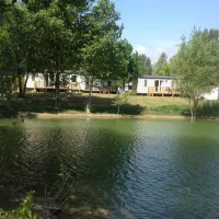 les-3-lacs-du-soleil-glamping-frankrijk-peznm