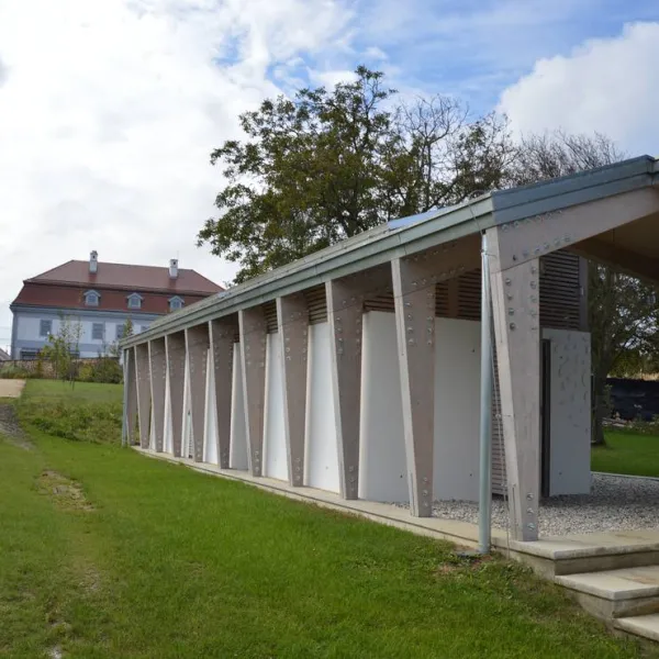 Bagolyvár Fogadó & Bakonyi Camping