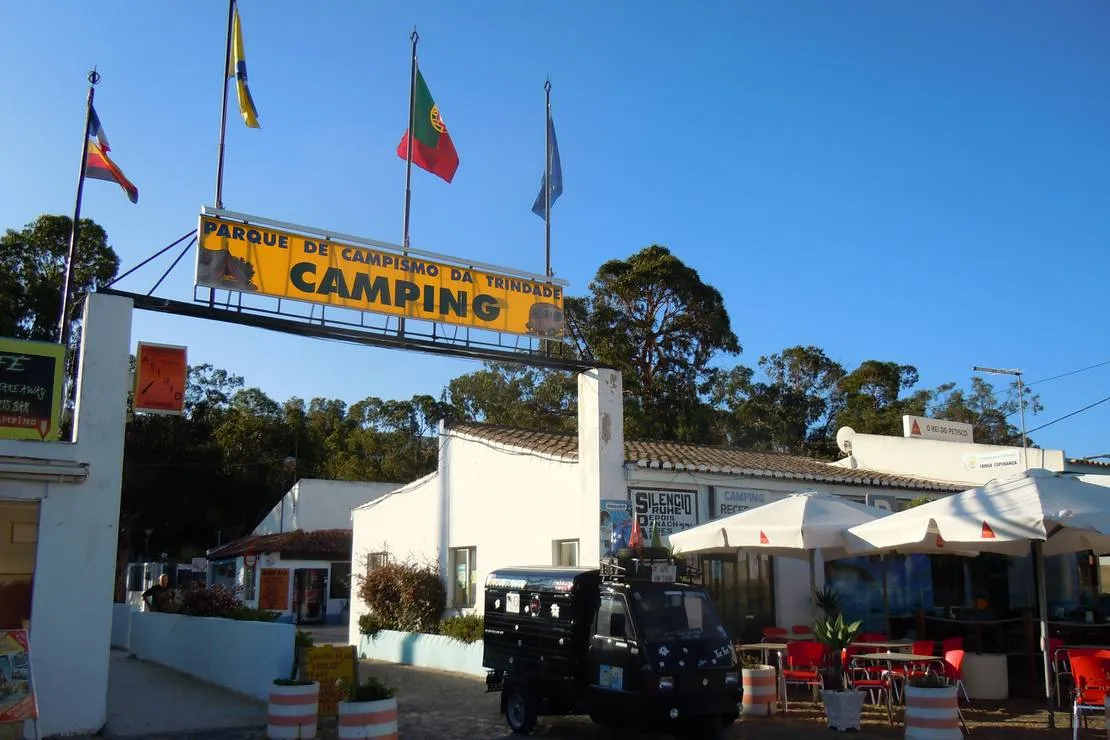 parque-de-campismo-da-trindade-lagos-sqrun