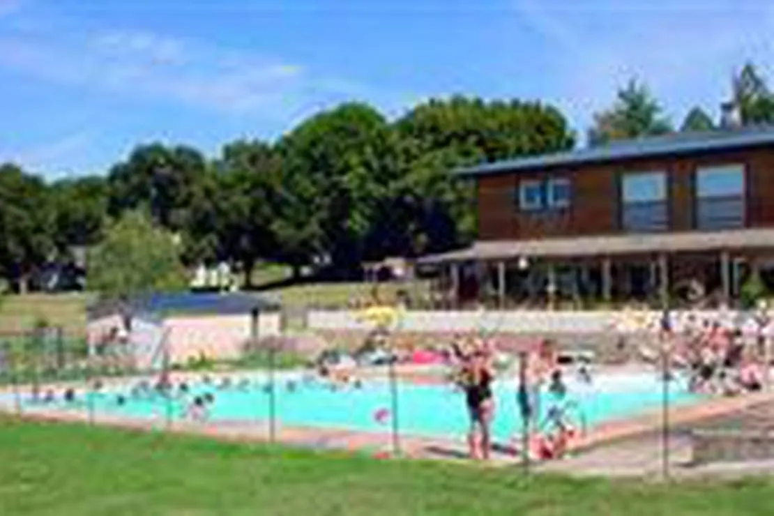 camping-loasis-du-berry-saint-gaultier-jkkkf